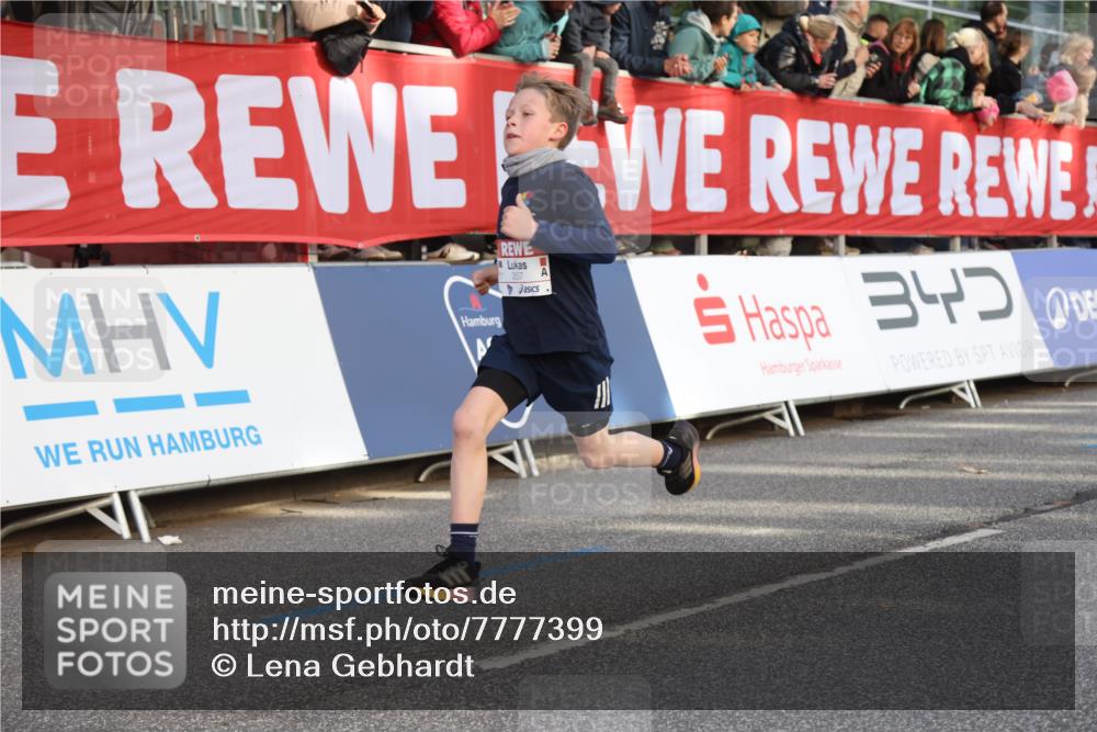 25.04.2025 - Das Zehntel Lena Gebhardt http://msf.ph/oto/7777399 26.04.2025 08:50:26 Ziel 1283, 1458, 1549, 1750, 1884, 2098, 2103, 2208, 2349, 2363, 2397, 2492, 2517, 2637, 2655, 2728, 2739, 2849, 2874, 3233, 3455, 3485, 3527, 3528, 3774, 3849 meine-sportfotos.de