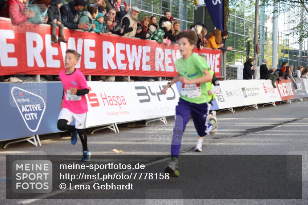 25.04.2025 - Das Zehntel Lena Gebhardt http://msf.ph/oto/7778158 26.04.2025 08:50:37 Ziel 1283, 1458, 1473, 1476, 1884, 2098, 2103, 2166, 2208, 2349, 2397, 2492, 2517, 2655, 2728, 2800, 2849, 2855, 2874, 2903, 2920, 3210, 3214, 3233, 3445, 3455, 3485, 3520, 3527, 3528, 3774, 3812, 3849, 3872 meine-sportfotos.de