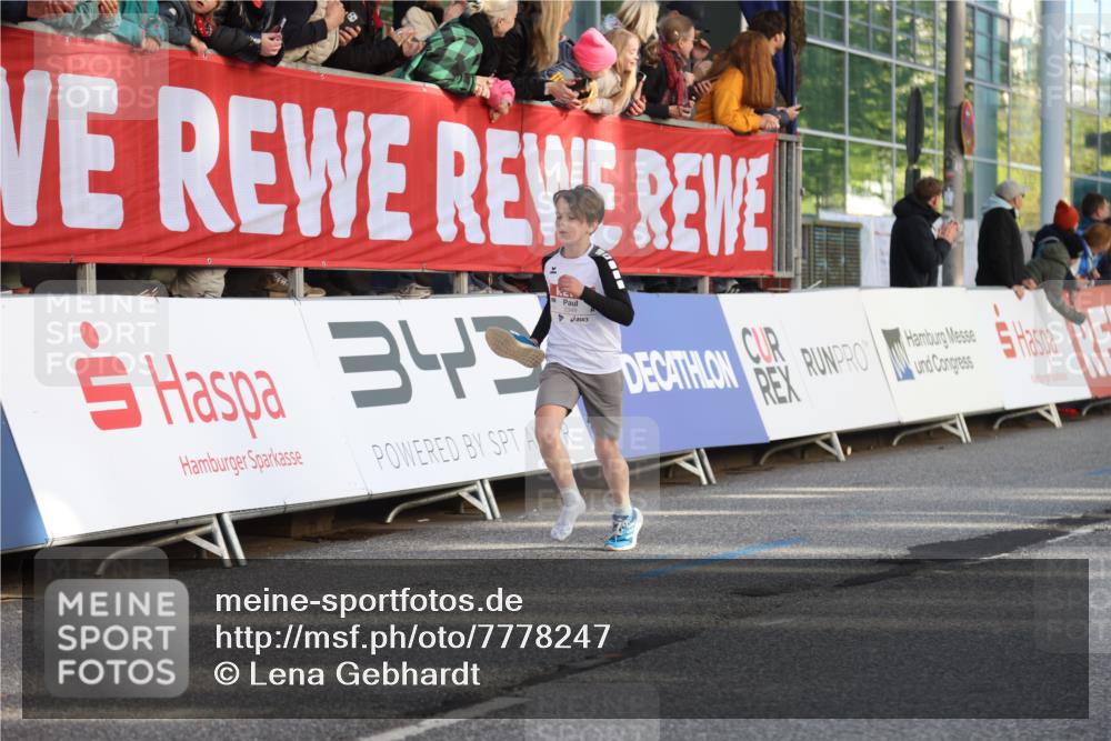 25.04.2025 - Das Zehntel Lena Gebhardt http://msf.ph/oto/7778247 26.04.2025 08:50:41 Ziel 1283, 1458, 1473, 1476, 1884, 2098, 2103, 2156, 2166, 2208, 2349, 2397, 2492, 2517, 2655, 2800, 2849, 2852, 2855, 2874, 2903, 2920, 2935, 3210, 3214, 3233, 3445, 3485, 3520, 3527, 3528, 3774, 3812, 3849, 3872 meine-sportfotos.de