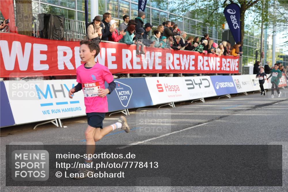 25.04.2025 - Das Zehntel Lena Gebhardt http://msf.ph/oto/7778413 26.04.2025 08:50:44 Ziel 1283, 1458, 1473, 1476, 1884, 2098, 2103, 2156, 2166, 2349, 2397, 2492, 2517, 2643, 2800, 2849, 2852, 2855, 2874, 2903, 2920, 2935, 3210, 3214, 3233, 3445, 3520, 3527, 3528, 3774, 3812, 3849, 3872 meine-sportfotos.de