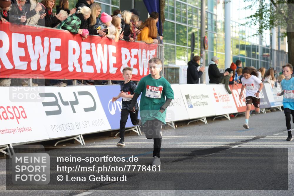 25.04.2025 - Das Zehntel Lena Gebhardt http://msf.ph/oto/7778461 26.04.2025 08:50:45 Ziel 1283, 1458, 1473, 1476, 1884, 2098, 2103, 2156, 2166, 2321, 2349, 2397, 2492, 2517, 2643, 2711, 2800, 2840, 2849, 2852, 2855, 2874, 2903, 2920, 2935, 3210, 3214, 3233, 3445, 3520, 3527, 3528, 3774, 3812, 3849, 3872 meine-sportfotos.de