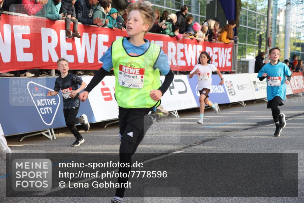 25.04.2025 - Das Zehntel Lena Gebhardt http://msf.ph/oto/7778596 26.04.2025 08:50:46 Ziel 1283, 1458, 1473, 1476, 1884, 2098, 2103, 2156, 2166, 2321, 2349, 2397, 2492, 2517, 2643, 2711, 2731, 2800, 2840, 2849, 2852, 2855, 2874, 2903, 2920, 2935, 3210, 3214, 3233, 3445, 3520, 3527, 3528, 3774, 3812, 3849, 3872 meine-sportfotos.de