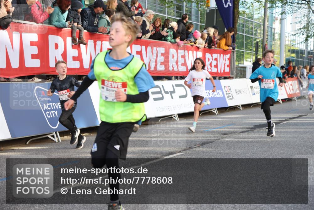25.04.2025 - Das Zehntel Lena Gebhardt http://msf.ph/oto/7778608 26.04.2025 08:50:46 Ziel 1283, 1458, 1473, 1476, 1884, 2098, 2103, 2156, 2166, 2321, 2349, 2397, 2492, 2517, 2643, 2711, 2731, 2800, 2840, 2849, 2852, 2855, 2874, 2903, 2920, 2935, 3210, 3214, 3233, 3445, 3520, 3527, 3528, 3774, 3812, 3849, 3872 meine-sportfotos.de