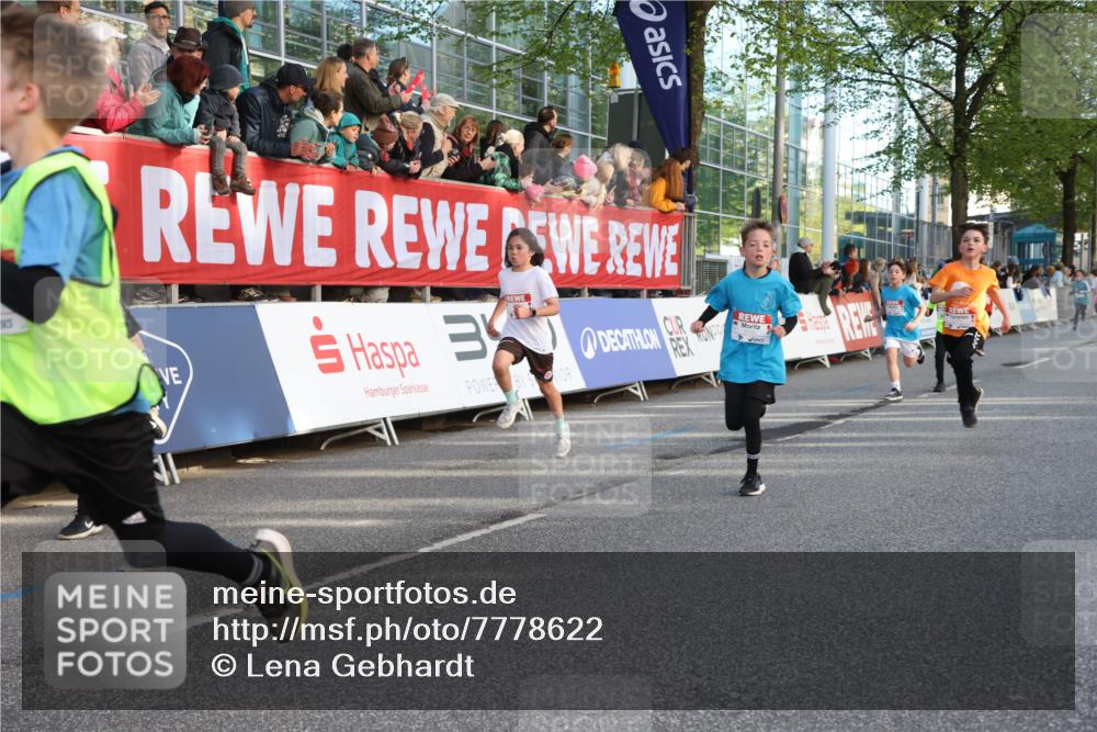 25.04.2025 - Das Zehntel Lena Gebhardt http://msf.ph/oto/7778622 26.04.2025 08:50:46 Ziel 1283, 1458, 1473, 1476, 1884, 2098, 2103, 2156, 2166, 2321, 2349, 2397, 2492, 2517, 2643, 2711, 2731, 2800, 2840, 2849, 2852, 2855, 2874, 2903, 2920, 2935, 3210, 3214, 3233, 3445, 3520, 3527, 3528, 3774, 3812, 3849, 3872 meine-sportfotos.de