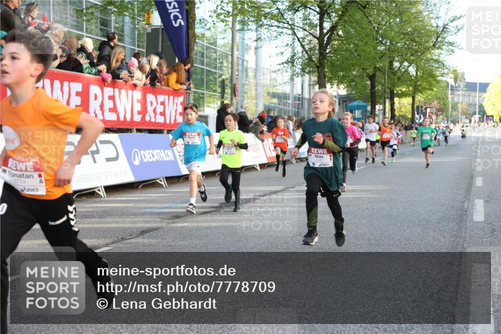 25.04.2025 - Das Zehntel Lena Gebhardt http://msf.ph/oto/7778709 26.04.2025 08:50:48 Ziel 1283, 1458, 1473, 1476, 1884, 2098, 2103, 2156, 2166, 2321, 2325, 2349, 2397, 2492, 2517, 2643, 2711, 2731, 2800, 2840, 2849, 2852, 2855, 2903, 2920, 2935, 3210, 3214, 3445, 3520, 3527, 3528, 3774, 3812, 3849, 3872 meine-sportfotos.de