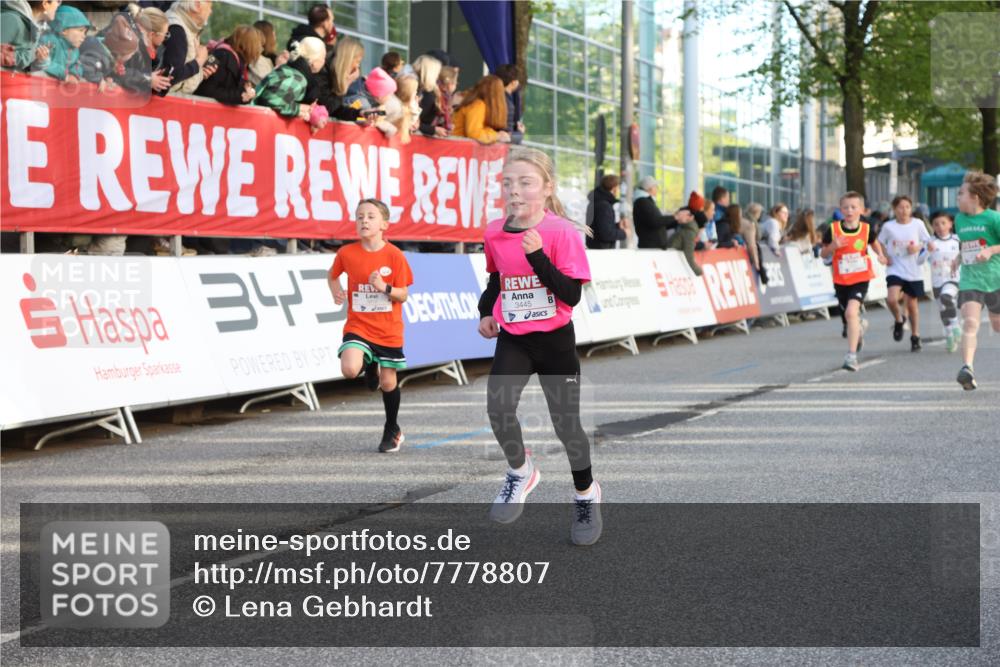 25.04.2025 - Das Zehntel Lena Gebhardt http://msf.ph/oto/7778807 26.04.2025 08:50:50 Ziel 1283, 1458, 1473, 1476, 1884, 2098, 2103, 2156, 2166, 2321, 2325, 2397, 2492, 2517, 2643, 2711, 2731, 2800, 2840, 2849, 2852, 2855, 2903, 2920, 2935, 3210, 3214, 3445, 3520, 3528, 3774, 3782, 3812, 3849, 3872 meine-sportfotos.de