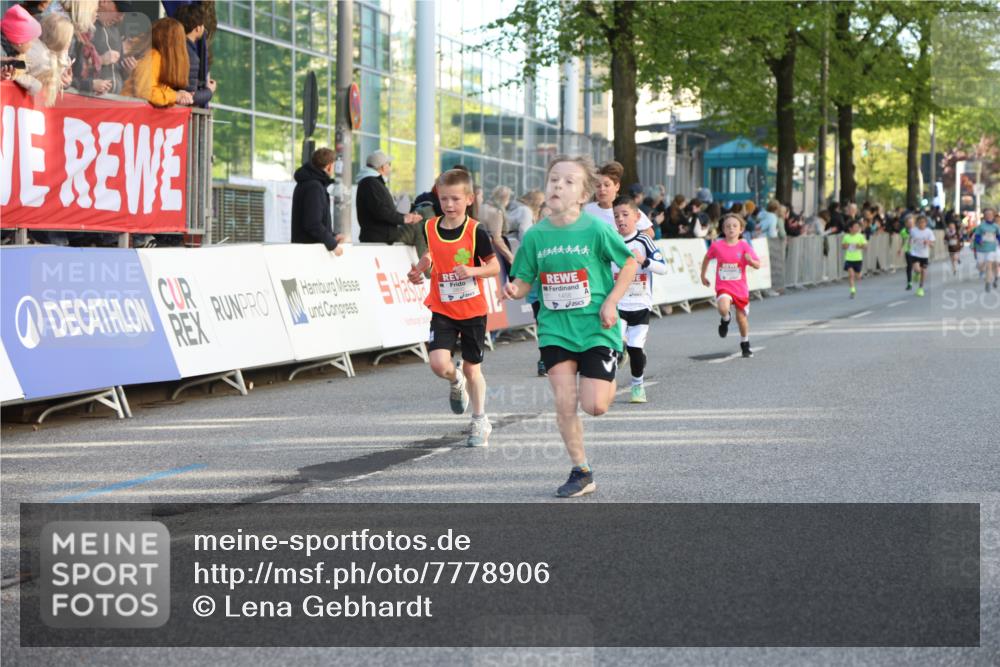 25.04.2025 - Das Zehntel Lena Gebhardt http://msf.ph/oto/7778906 26.04.2025 08:50:50 Ziel 1283, 1458, 1473, 1476, 1884, 2098, 2103, 2156, 2166, 2321, 2325, 2397, 2492, 2517, 2643, 2711, 2731, 2800, 2840, 2849, 2852, 2855, 2903, 2920, 2935, 3210, 3214, 3445, 3520, 3528, 3774, 3782, 3812, 3849, 3872 meine-sportfotos.de