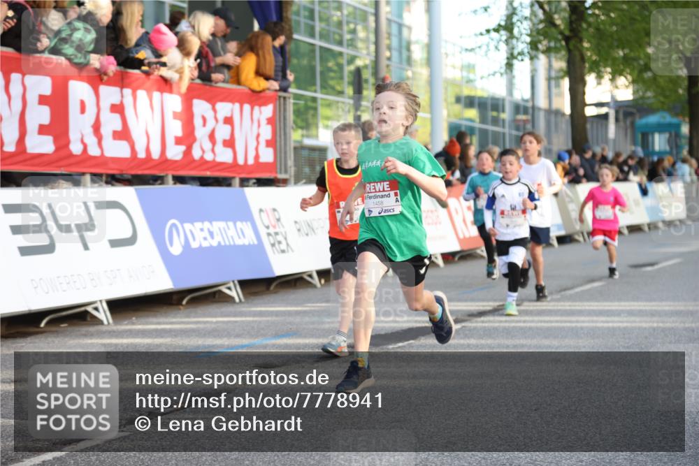 25.04.2025 - Das Zehntel Lena Gebhardt http://msf.ph/oto/7778941 26.04.2025 08:50:51 Ziel 1114, 1458, 1473, 1476, 1884, 2098, 2103, 2156, 2166, 2321, 2325, 2397, 2492, 2517, 2643, 2711, 2731, 2800, 2840, 2849, 2852, 2855, 2903, 2920, 2935, 3210, 3214, 3445, 3520, 3528, 3774, 3782, 3812, 3849, 3872 meine-sportfotos.de