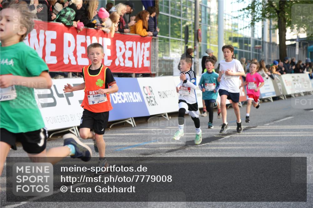 25.04.2025 - Das Zehntel Lena Gebhardt http://msf.ph/oto/7779008 26.04.2025 08:50:52 Ziel 1114, 1458, 1473, 1476, 1884, 2098, 2103, 2156, 2166, 2321, 2325, 2397, 2492, 2517, 2643, 2711, 2731, 2800, 2840, 2849, 2852, 2855, 2903, 2920, 2935, 3210, 3214, 3445, 3520, 3528, 3774, 3782, 3812, 3849, 3872 meine-sportfotos.de