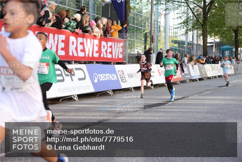 25.04.2025 - Das Zehntel Lena Gebhardt http://msf.ph/oto/7779516 26.04.2025 08:51:02 Ziel 1080, 1087, 1114, 1473, 1476, 1484, 1748, 2156, 2166, 2321, 2325, 2356, 2392, 2474, 2643, 2709, 2711, 2718, 2731, 2734, 2778, 2800, 2827, 2832, 2840, 2852, 2855, 2903, 2920, 2935, 3040, 3210, 3214, 3231, 3445, 3520, 3782, 3812, 3865, 3872 meine-sportfotos.de