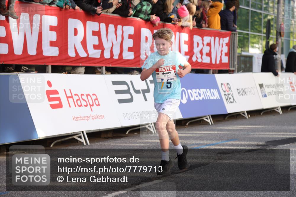 25.04.2025 - Das Zehntel Lena Gebhardt http://msf.ph/oto/7779713 26.04.2025 08:51:06 Ziel 1080, 1087, 1114, 1473, 1476, 1484, 1748, 2156, 2166, 2321, 2325, 2356, 2392, 2474, 2643, 2709, 2711, 2718, 2731, 2734, 2778, 2795, 2800, 2827, 2832, 2840, 2852, 2903, 2920, 2935, 3040, 3210, 3214, 3231, 3782, 3865 meine-sportfotos.de
