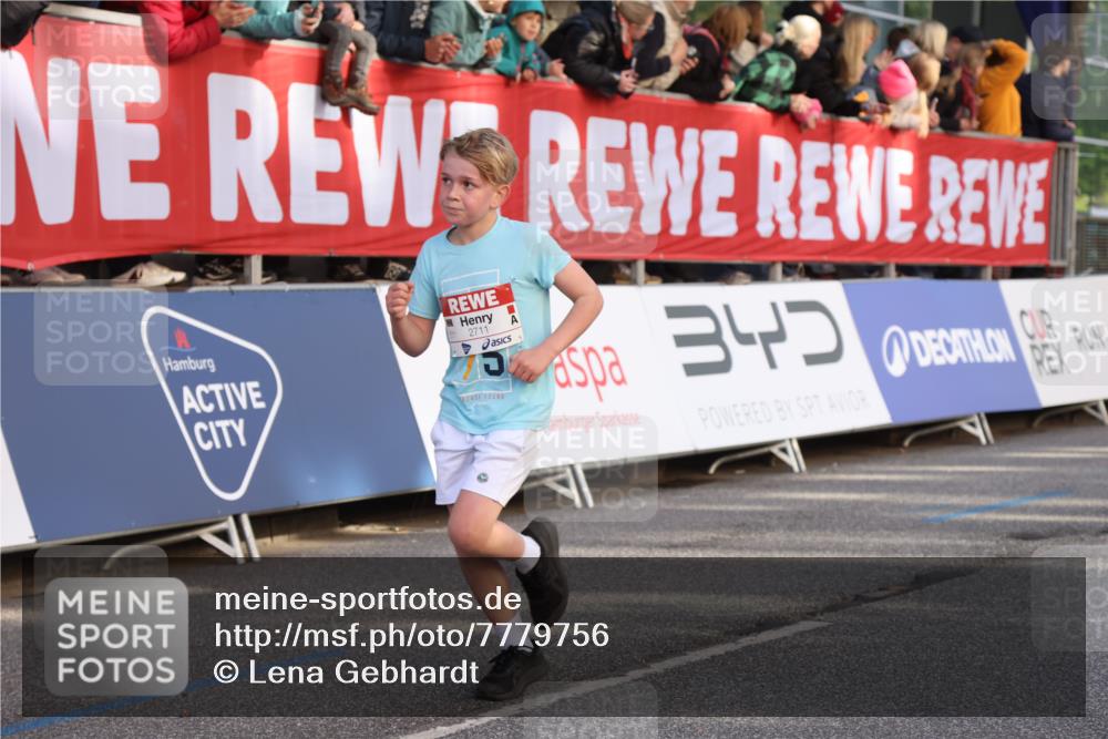 25.04.2025 - Das Zehntel Lena Gebhardt http://msf.ph/oto/7779756 26.04.2025 08:51:07 Ziel 1080, 1087, 1114, 1473, 1476, 1484, 1748, 1787, 2156, 2166, 2321, 2325, 2356, 2392, 2474, 2643, 2709, 2711, 2718, 2731, 2734, 2778, 2795, 2800, 2827, 2832, 2840, 2852, 2903, 2920, 2935, 3040, 3210, 3214, 3231, 3782, 3865 meine-sportfotos.de