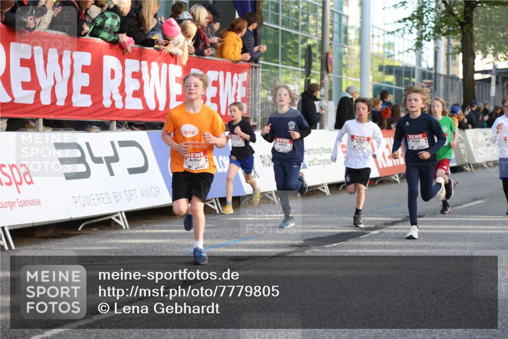 25.04.2025 - Das Zehntel Lena Gebhardt http://msf.ph/oto/7779805 26.04.2025 08:51:13 Ziel 1080, 1087, 1114, 1484, 1748, 1781, 1787, 1922, 2156, 2321, 2325, 2356, 2392, 2474, 2643, 2667, 2672, 2709, 2711, 2718, 2731, 2734, 2778, 2795, 2827, 2832, 2840, 2852, 2935, 3040, 3231, 3710, 3782, 3808, 3865 meine-sportfotos.de