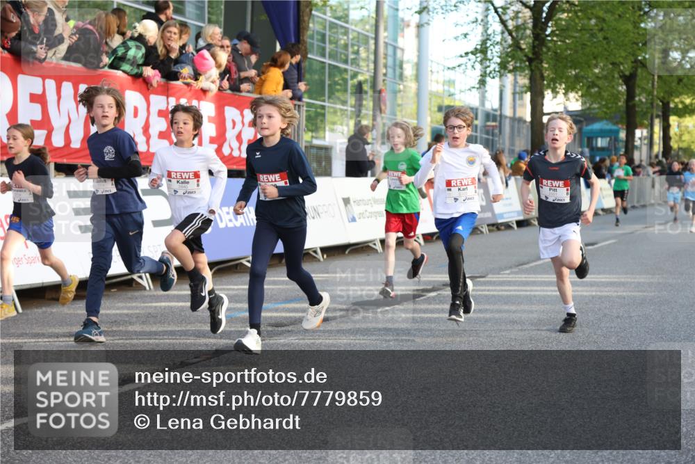 25.04.2025 - Das Zehntel Lena Gebhardt http://msf.ph/oto/7779859 26.04.2025 08:51:14 Ziel 1080, 1087, 1114, 1484, 1748, 1781, 1787, 1922, 2156, 2321, 2325, 2356, 2392, 2474, 2643, 2667, 2672, 2709, 2711, 2718, 2731, 2734, 2778, 2795, 2827, 2832, 2840, 2919, 2935, 3040, 3097, 3231, 3710, 3782, 3808, 3865 meine-sportfotos.de