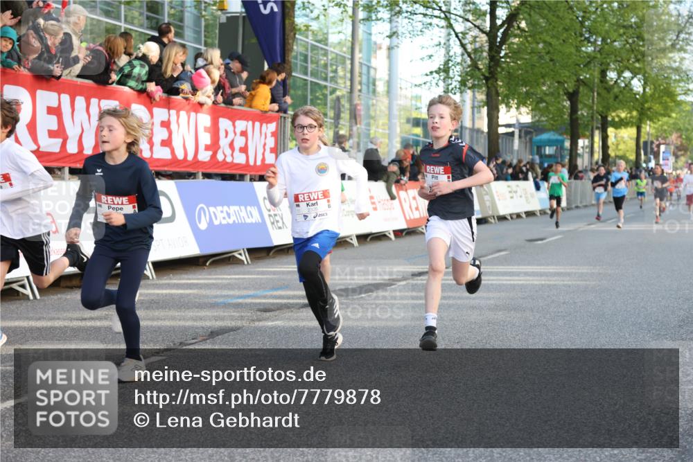 25.04.2025 - Das Zehntel Lena Gebhardt http://msf.ph/oto/7779878 26.04.2025 08:51:14 Ziel 1080, 1087, 1114, 1484, 1748, 1781, 1787, 1922, 2156, 2321, 2325, 2356, 2392, 2474, 2643, 2667, 2672, 2709, 2711, 2718, 2731, 2734, 2778, 2795, 2827, 2832, 2840, 2919, 2935, 3040, 3097, 3231, 3710, 3782, 3808, 3865 meine-sportfotos.de