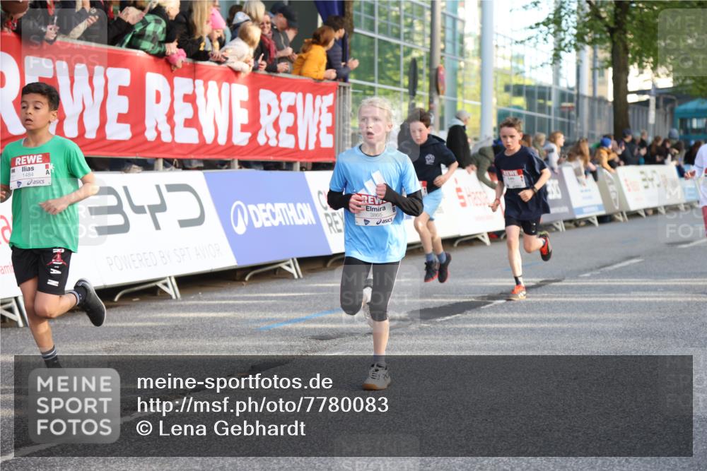 25.04.2025 - Das Zehntel Lena Gebhardt http://msf.ph/oto/7780083 26.04.2025 08:51:20 Ziel 1080, 1087, 1114, 1484, 1488, 1748, 1757, 1781, 1787, 1922, 2309, 2321, 2325, 2356, 2392, 2474, 2667, 2672, 2709, 2711, 2718, 2731, 2734, 2778, 2795, 2827, 2832, 2840, 2914, 2919, 3040, 3097, 3099, 3188, 3231, 3415, 3710, 3782, 3808, 3865 meine-sportfotos.de