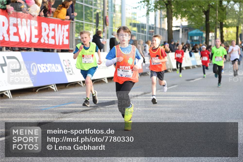 25.04.2025 - Das Zehntel Lena Gebhardt http://msf.ph/oto/7780330 26.04.2025 08:51:25 Ziel 1080, 1087, 1114, 1484, 1488, 1546, 1748, 1757, 1781, 1787, 1922, 1943, 2010, 2309, 2356, 2392, 2474, 2621, 2667, 2672, 2709, 2718, 2734, 2778, 2795, 2827, 2832, 2848, 2853, 2914, 2919, 2960, 3040, 3049, 3097, 3099, 3188, 3231, 3415, 3710, 3782, 3808, 3865, 3877 meine-sportfotos.de