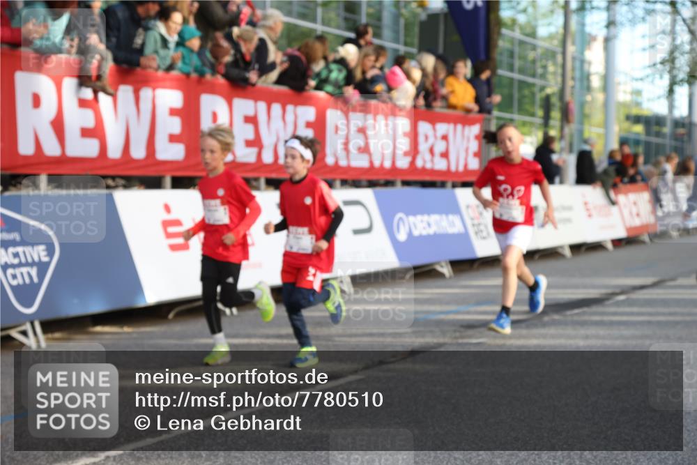 25.04.2025 - Das Zehntel Lena Gebhardt http://msf.ph/oto/7780510 26.04.2025 08:51:30 Ziel 1080, 1087, 1177, 1484, 1488, 1546, 1748, 1757, 1781, 1787, 1922, 1943, 2010, 2213, 2309, 2348, 2356, 2392, 2474, 2505, 2621, 2644, 2667, 2672, 2684, 2700, 2709, 2718, 2778, 2779, 2795, 2827, 2832, 2848, 2853, 2907, 2914, 2919, 2960, 2975, 3040, 3049, 3066, 3097, 3099, 3188, 3231, 3415, 3710, 3808, 3865, 3877 meine-sportfotos.de