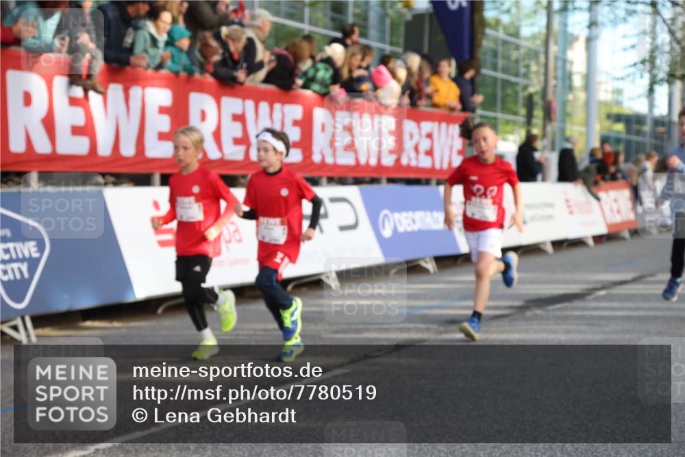 25.04.2025 - Das Zehntel Lena Gebhardt http://msf.ph/oto/7780519 26.04.2025 08:51:30 Ziel 1080, 1087, 1177, 1484, 1488, 1546, 1748, 1757, 1781, 1787, 1922, 1943, 2010, 2213, 2309, 2348, 2356, 2392, 2474, 2505, 2621, 2644, 2667, 2672, 2684, 2700, 2709, 2718, 2778, 2779, 2795, 2827, 2832, 2848, 2853, 2907, 2914, 2919, 2960, 2975, 3040, 3049, 3066, 3097, 3099, 3188, 3231, 3415, 3710, 3808, 3865, 3877 meine-sportfotos.de