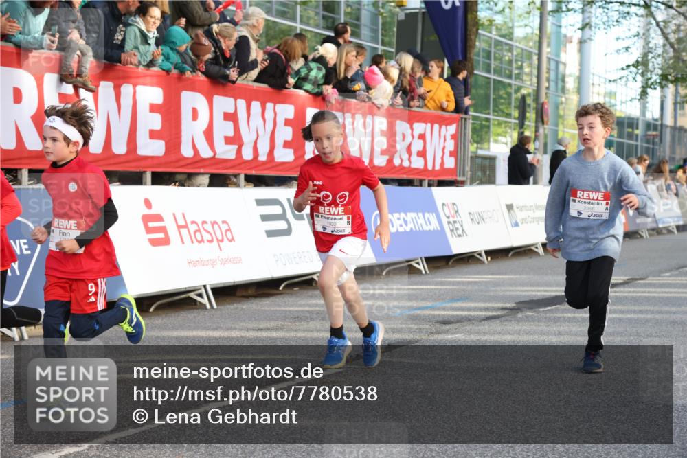 25.04.2025 - Das Zehntel Lena Gebhardt http://msf.ph/oto/7780538 26.04.2025 08:51:30 Ziel 1080, 1087, 1177, 1484, 1488, 1546, 1748, 1757, 1781, 1787, 1922, 1943, 2010, 2213, 2309, 2348, 2356, 2392, 2474, 2505, 2621, 2644, 2667, 2672, 2684, 2700, 2709, 2718, 2778, 2779, 2795, 2827, 2832, 2848, 2853, 2907, 2914, 2919, 2960, 2975, 3040, 3049, 3066, 3097, 3099, 3188, 3231, 3415, 3710, 3808, 3865, 3877 meine-sportfotos.de
