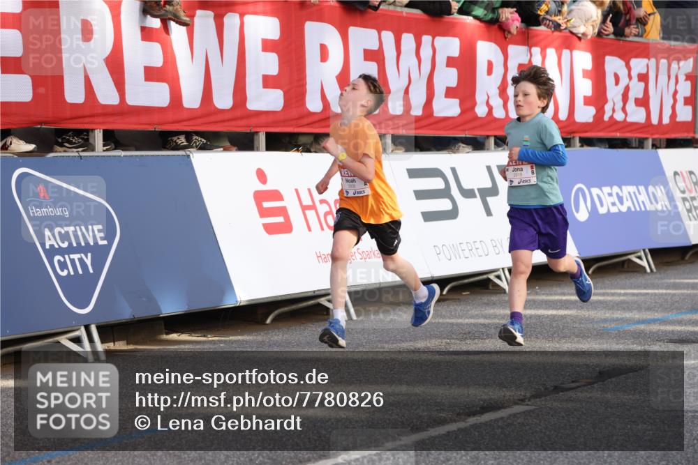 25.04.2025 - Das Zehntel Lena Gebhardt http://msf.ph/oto/7780826 26.04.2025 08:51:37 Ziel 1112, 1113, 1171, 1177, 1488, 1546, 1621, 1757, 1781, 1787, 1922, 1943, 2010, 2213, 2309, 2348, 2481, 2505, 2621, 2644, 2667, 2672, 2684, 2700, 2779, 2795, 2848, 2853, 2907, 2914, 2919, 2960, 2975, 3040, 3049, 3066, 3097, 3099, 3188, 3415, 3486, 3538, 3710, 3808, 3856, 3873, 3877 meine-sportfotos.de