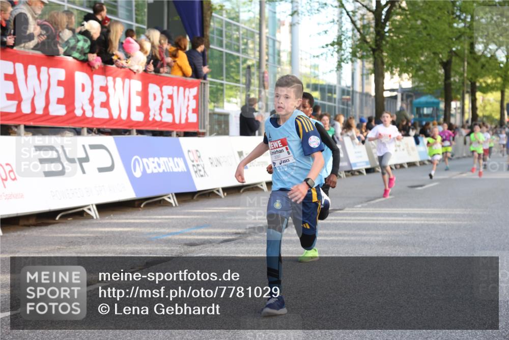 25.04.2025 - Das Zehntel Lena Gebhardt http://msf.ph/oto/7781029 26.04.2025 08:51:41 Ziel 1112, 1113, 1171, 1177, 1488, 1546, 1621, 1757, 1781, 1787, 1922, 1943, 2010, 2213, 2309, 2348, 2481, 2505, 2621, 2644, 2667, 2672, 2684, 2700, 2779, 2848, 2853, 2907, 2914, 2919, 2960, 2975, 3049, 3066, 3097, 3099, 3188, 3415, 3486, 3538, 3710, 3720, 3808, 3856, 3873, 3877 meine-sportfotos.de