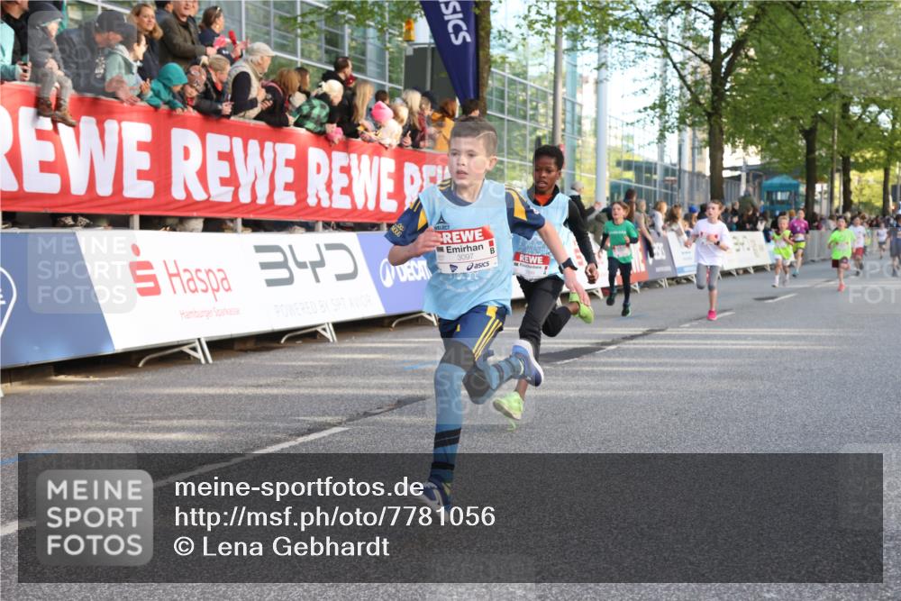 25.04.2025 - Das Zehntel Lena Gebhardt http://msf.ph/oto/7781056 26.04.2025 08:51:42 Ziel 1112, 1113, 1171, 1177, 1488, 1546, 1621, 1757, 1781, 1787, 1922, 1943, 2010, 2213, 2309, 2348, 2481, 2505, 2621, 2644, 2667, 2672, 2684, 2700, 2779, 2848, 2853, 2907, 2914, 2919, 2960, 2975, 3049, 3066, 3097, 3099, 3188, 3415, 3486, 3538, 3710, 3720, 3808, 3856, 3873, 3877 meine-sportfotos.de