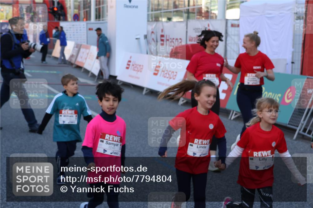 25.04.2025 - Das Zehntel Yannick Fuchs http://msf.ph/oto/7794804 26.04.2025 08:35:36 Allgemein zum Event 5, 3243, 2513, 5, 181, 1820 meine-sportfotos.de
