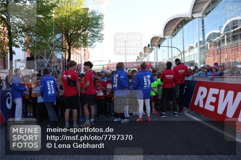 25.04.2025 - Das Zehntel Lena Gebhardt http://msf.ph/oto/7797370 26.04.2025 07:23:12 Allgemein zum Event 2025, 1015 meine-sportfotos.de