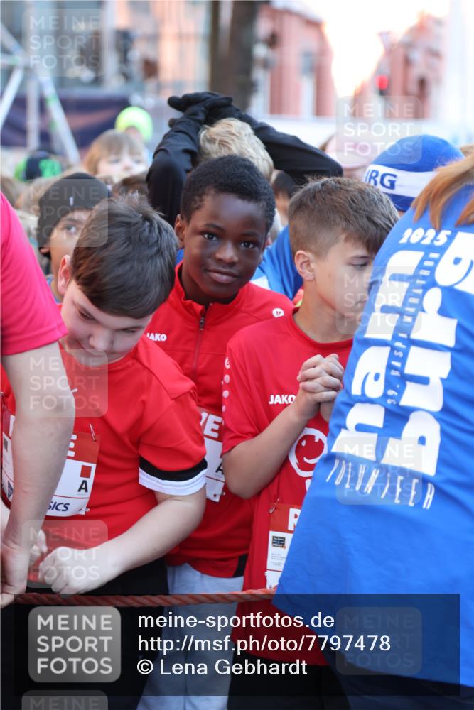 25.04.2025 - Das Zehntel Lena Gebhardt http://msf.ph/oto/7797478 26.04.2025 07:23:58 Allgemein zum Event 14, 1025, 7 meine-sportfotos.de