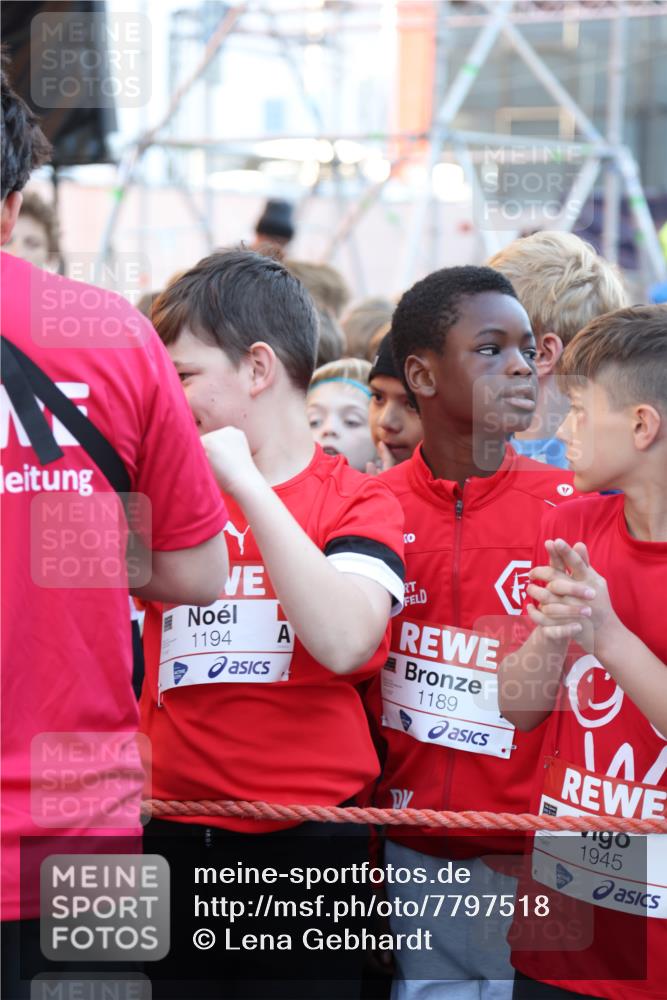 25.04.2025 - Das Zehntel Lena Gebhardt http://msf.ph/oto/7797518 26.04.2025 07:24:18 Allgemein zum Event 1194, 10, 1189, 1945, 1945 meine-sportfotos.de