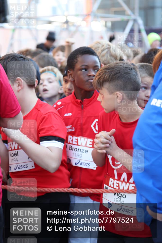 25.04.2025 - Das Zehntel Lena Gebhardt http://msf.ph/oto/7797524 26.04.2025 07:24:19 Allgemein zum Event 1194, 1189, 1945 meine-sportfotos.de
