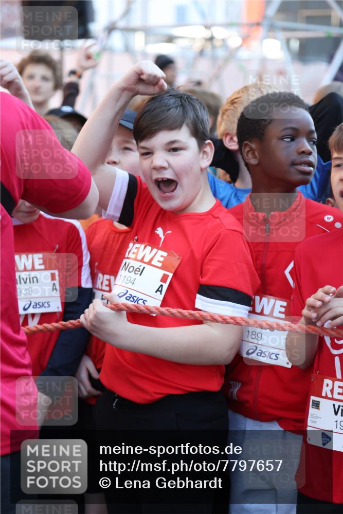 25.04.2025 - Das Zehntel Lena Gebhardt http://msf.ph/oto/7797657 26.04.2025 07:24:26 Allgemein zum Event 939, 1194, 189, 1945, 19 meine-sportfotos.de