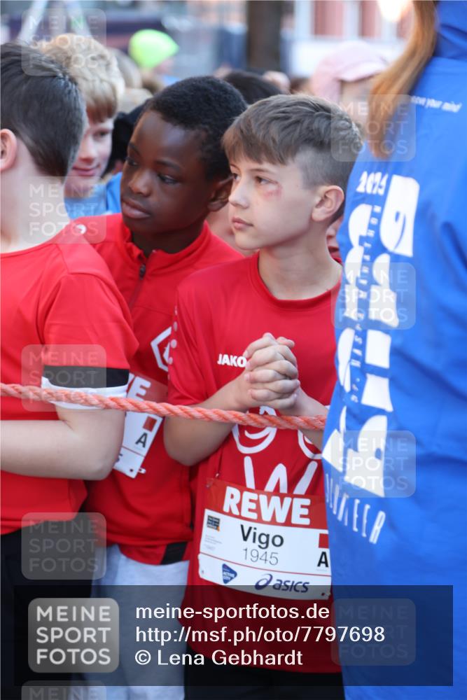 25.04.2025 - Das Zehntel Lena Gebhardt http://msf.ph/oto/7797698 26.04.2025 07:24:29 Allgemein zum Event 2674, 1945 meine-sportfotos.de