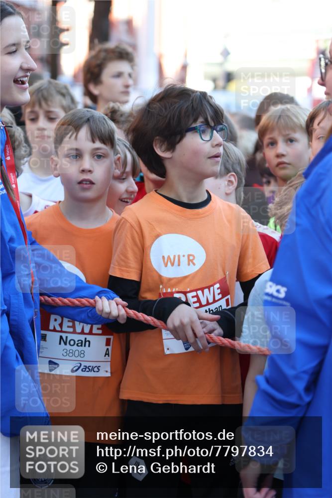 25.04.2025 - Das Zehntel Lena Gebhardt http://msf.ph/oto/7797834 26.04.2025 07:25:10 Allgemein zum Event 3808, 372 meine-sportfotos.de