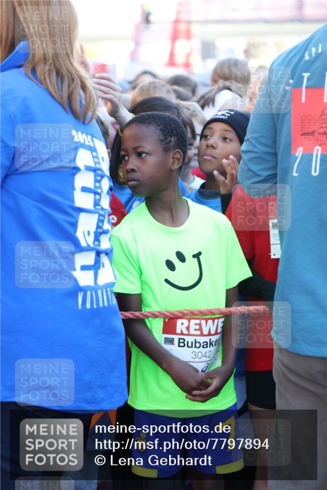 25.04.2025 - Das Zehntel Lena Gebhardt http://msf.ph/oto/7797894 26.04.2025 07:26:41 Allgemein zum Event 3042, 20 meine-sportfotos.de