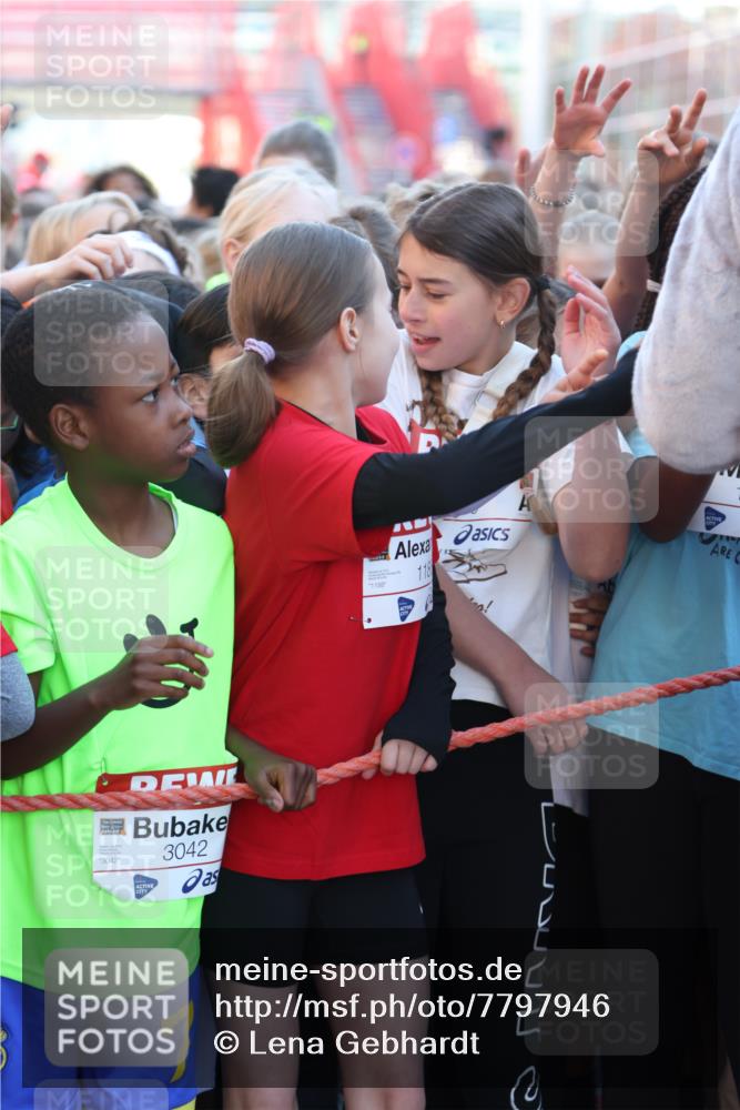 25.04.2025 - Das Zehntel Lena Gebhardt http://msf.ph/oto/7797946 26.04.2025 07:26:53 Allgemein zum Event 3042, 3042, 7, 1188 meine-sportfotos.de