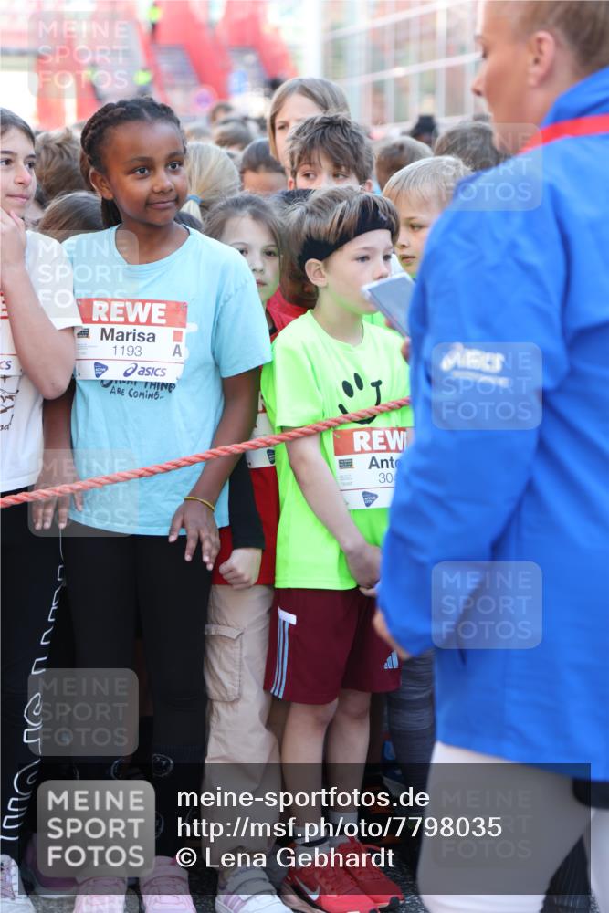 25.04.2025 - Das Zehntel Lena Gebhardt http://msf.ph/oto/7798035 26.04.2025 07:27:44 Allgemein zum Event 1193, 304 meine-sportfotos.de