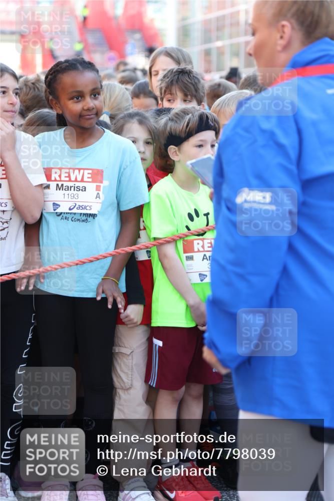 25.04.2025 - Das Zehntel Lena Gebhardt http://msf.ph/oto/7798039 26.04.2025 07:27:44 Allgemein zum Event 1183, 1193, 3 meine-sportfotos.de