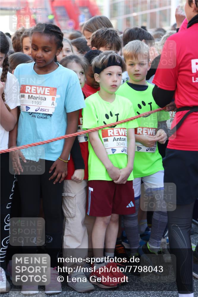 25.04.2025 - Das Zehntel Lena Gebhardt http://msf.ph/oto/7798043 26.04.2025 07:27:46 Allgemein zum Event 1193, 3049 meine-sportfotos.de