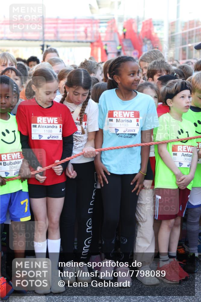 25.04.2025 - Das Zehntel Lena Gebhardt http://msf.ph/oto/7798089 26.04.2025 07:28:13 Allgemein zum Event 3042, 1188, 1193, 3049 meine-sportfotos.de