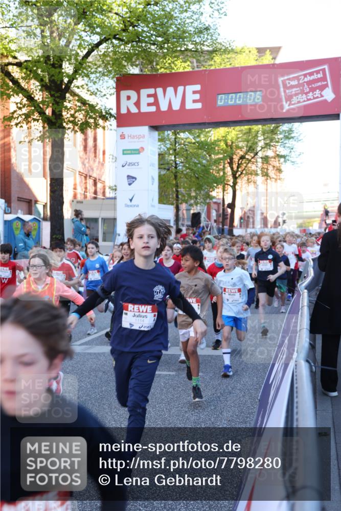 25.04.2025 - Das Zehntel Lena Gebhardt http://msf.ph/oto/7798280 26.04.2025 07:32:00 Allgemein zum Event 52, 0, 00, 06, 1114, 42045 meine-sportfotos.de