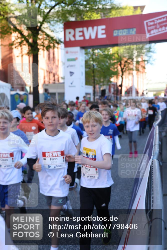 25.04.2025 - Das Zehntel Lena Gebhardt http://msf.ph/oto/7798406 26.04.2025 07:32:06 Allgemein zum Event 2837, 0, 00, 12, 2847 meine-sportfotos.de