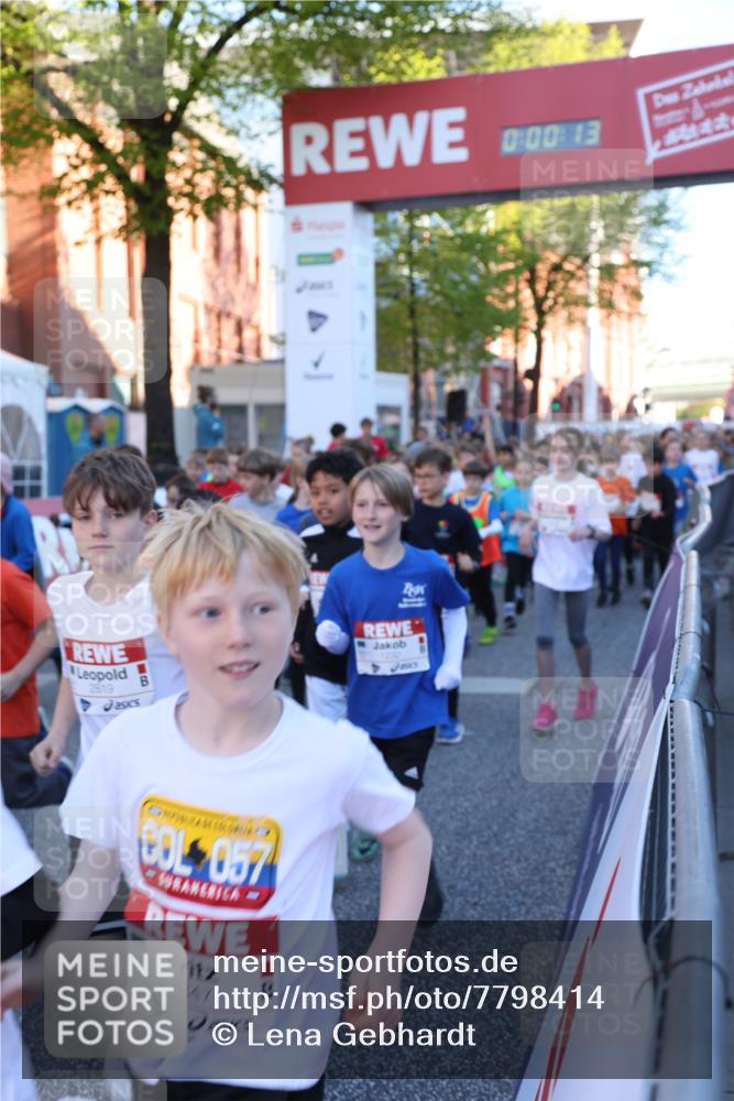 25.04.2025 - Das Zehntel Lena Gebhardt http://msf.ph/oto/7798414 26.04.2025 07:32:06 Allgemein zum Event 2819, 057, 0013, 0, 00, 13 meine-sportfotos.de