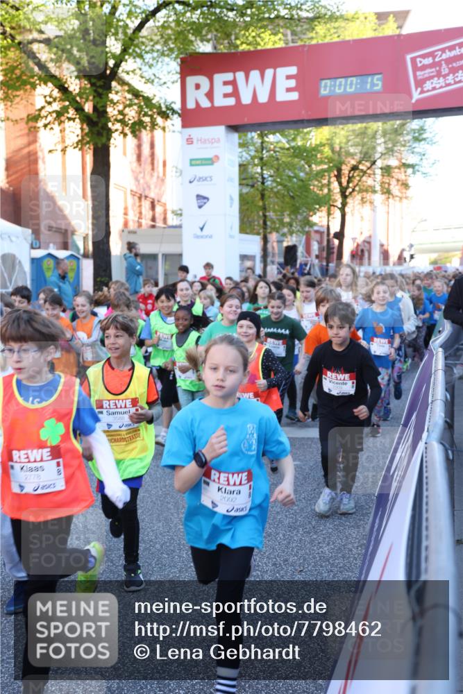25.04.2025 - Das Zehntel Lena Gebhardt http://msf.ph/oto/7798462 26.04.2025 07:32:09 Allgemein zum Event 1, 2778, 3588, 00, 15, 820, 2092 meine-sportfotos.de