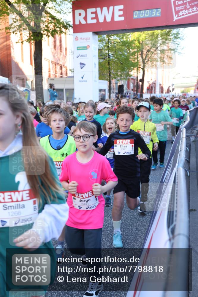 25.04.2025 - Das Zehntel Lena Gebhardt http://msf.ph/oto/7798818 26.04.2025 07:32:26 Allgemein zum Event 195, 0, 00, 32, 42345, 1266, 98, 3441, 2683 meine-sportfotos.de