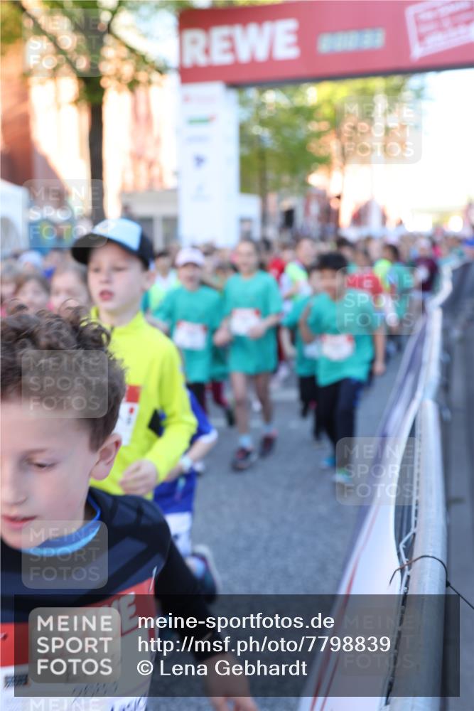 25.04.2025 - Das Zehntel Lena Gebhardt http://msf.ph/oto/7798839 26.04.2025 07:32:27 Allgemein zum Event 2683 meine-sportfotos.de