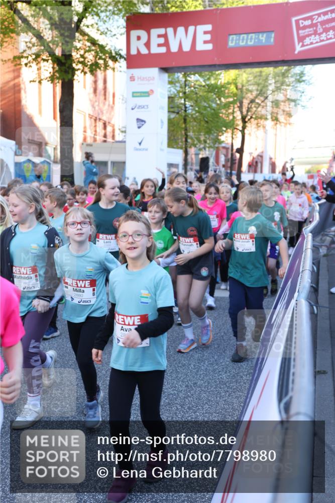 25.04.2025 - Das Zehntel Lena Gebhardt http://msf.ph/oto/7798980 26.04.2025 07:32:35 Allgemein zum Event 2888, 2880, 0, 00, 4, 28 meine-sportfotos.de