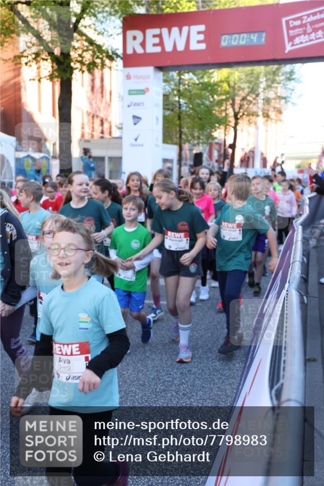 25.04.2025 - Das Zehntel Lena Gebhardt http://msf.ph/oto/7798983 26.04.2025 07:32:35 Allgemein zum Event 2882, 0, 00, 41 meine-sportfotos.de