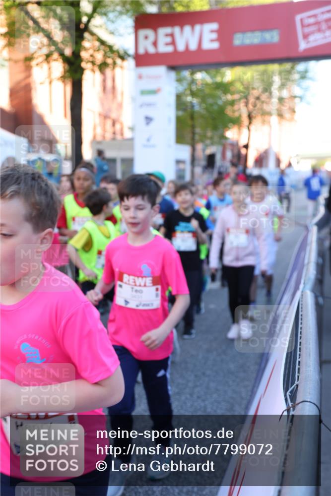25.04.2025 - Das Zehntel Lena Gebhardt http://msf.ph/oto/7799072 26.04.2025 07:32:39 Allgemein zum Event 2338 meine-sportfotos.de